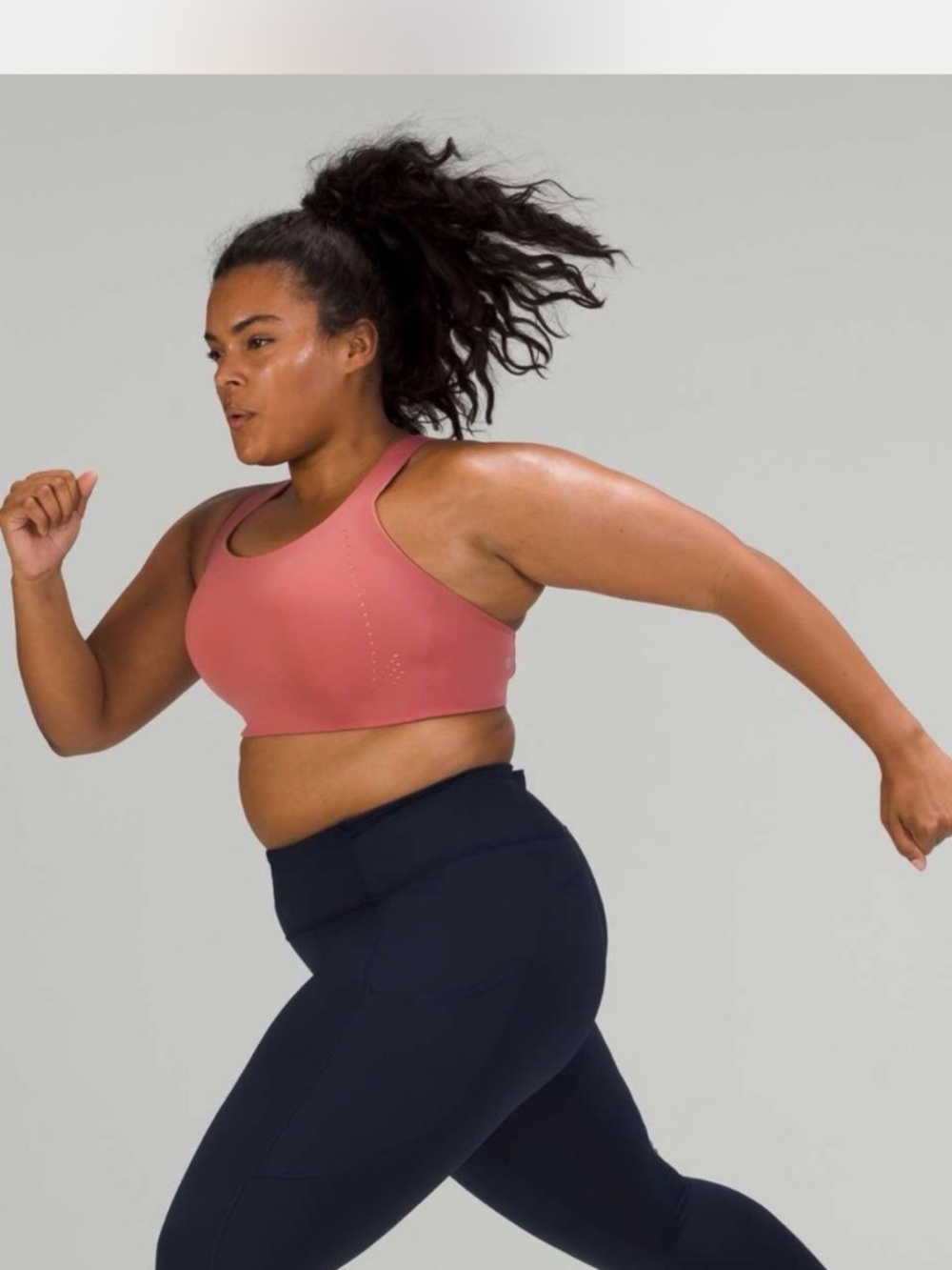 Lululemon 34C high Impact Bea